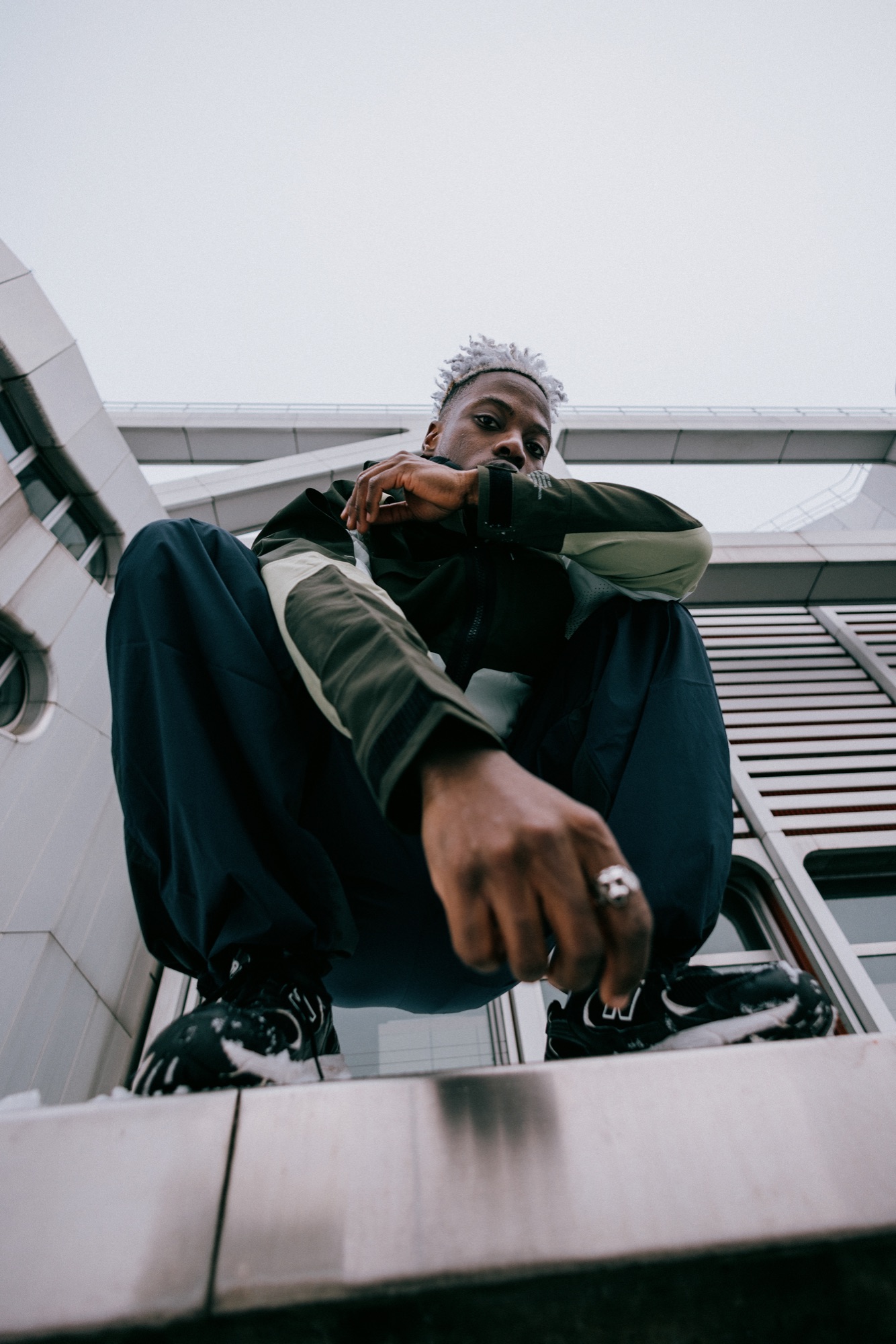 Berlin Urban Study – Streetwear & Sneaker Editorial von Kürsat Gürbüz